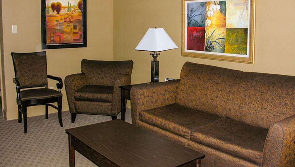 Fortune Inn & Suites Newport Phòng bức ảnh