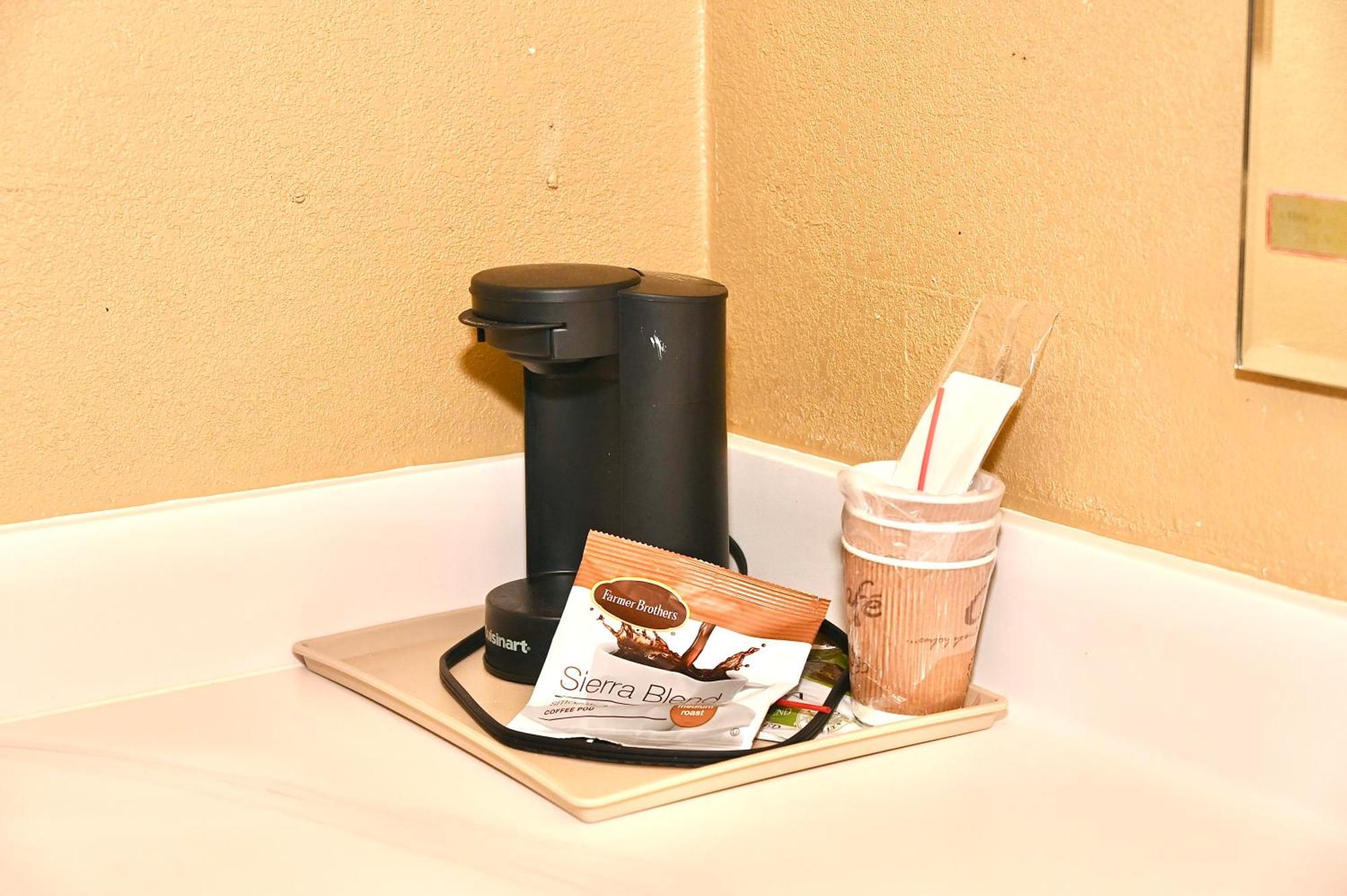 Fortune Inn & Suites Newport Ngoại thất bức ảnh