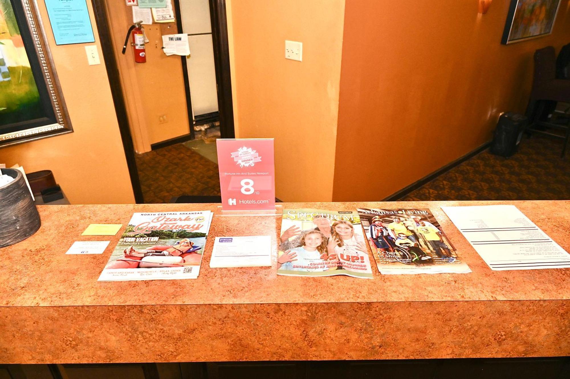 Fortune Inn & Suites Newport Ngoại thất bức ảnh